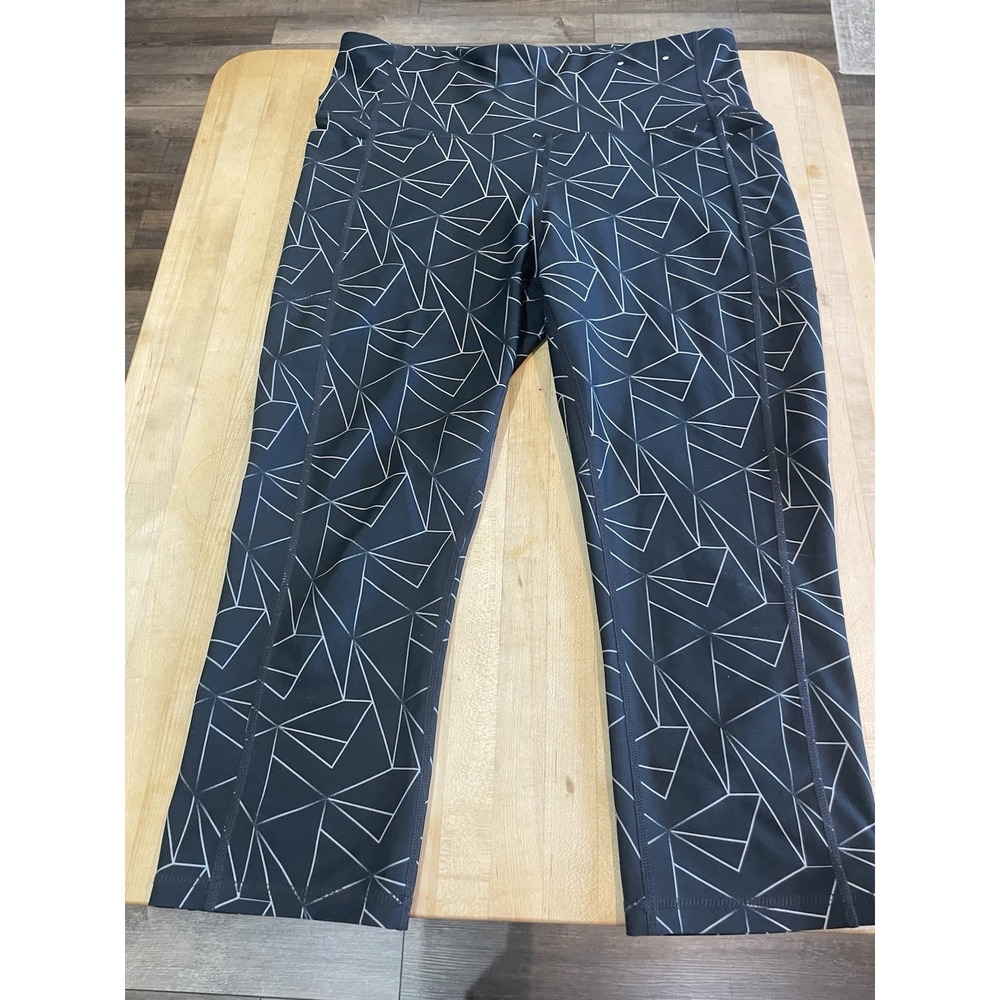 Xertion Geometric Anti-Odor High Waist Capri Crop Leggings Activewear Yoga Gym L